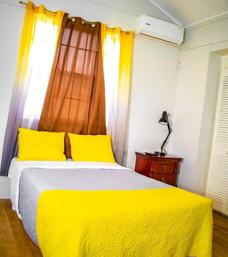 Potter'S Place Guest House Розо